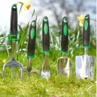 instrumente si unelte pentru gradinarit recomandate de Garden Farm